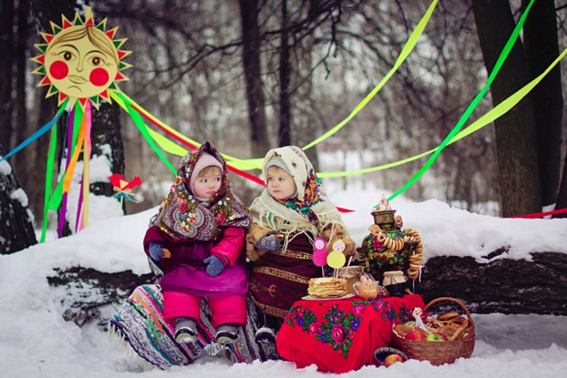 
               Масленица, история праздника и его традиции: праздник, который провожает зиму и встречает весну
            