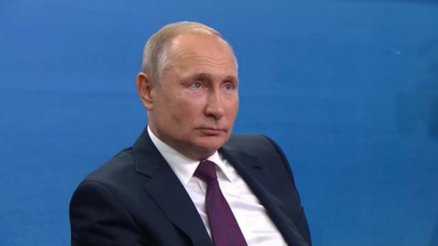 
               Песков заявил, что ветераны ВОВ получат выплаты к 9 мая 2020 году вне зависимости от страны проживания
            