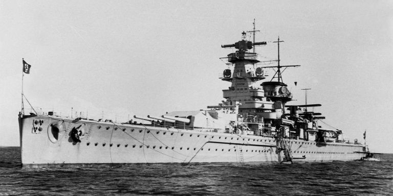 
               Почему был затоплен нацистский крейсер Адмирал граф Шпее
            