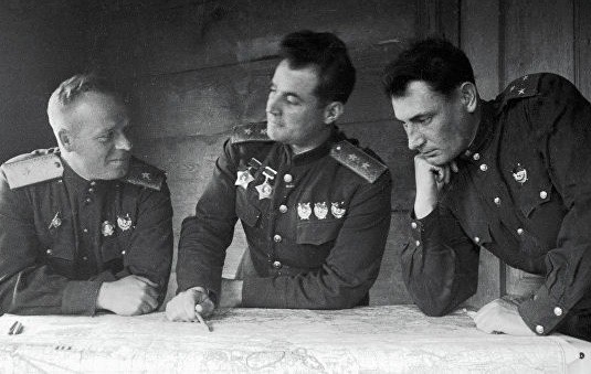 
               Самые молодые генералы в СССР: как и за что получали высокие звания, их карьера и судьба
            