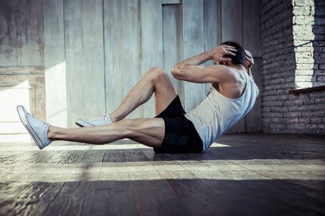 
               Упражнения и диета для мужчин, чтобы убрать живот и уменьшить объем талии
            