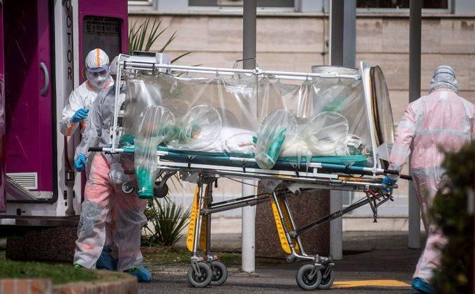 США и Евросоюз проигнорировали просьбу Италии о помощи в борьбе с коронавирусом 