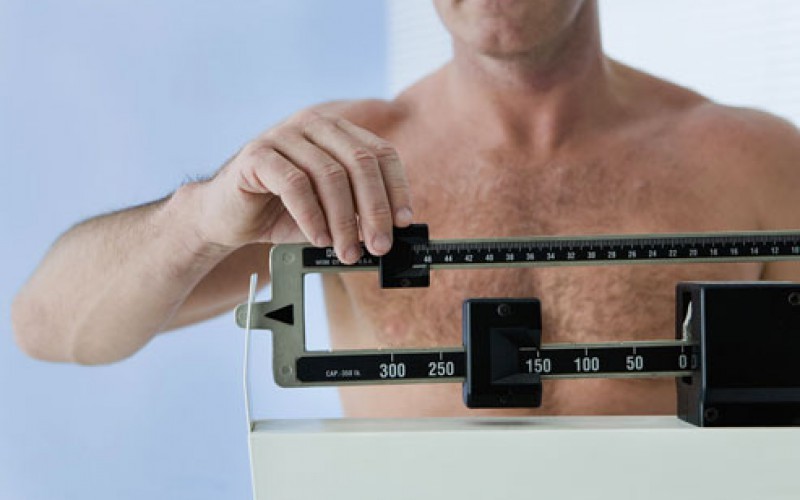
               Существует несколько вариантов, что бы рассчитать идеальный вес мужчины
            