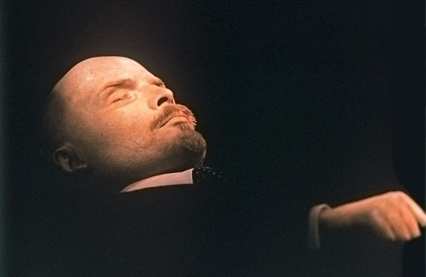 
               Как Владимир Ленин стал богом для буддистов
            