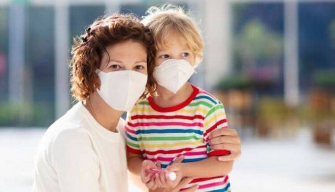 Почему дети почти не болеют китайским коронавирусом