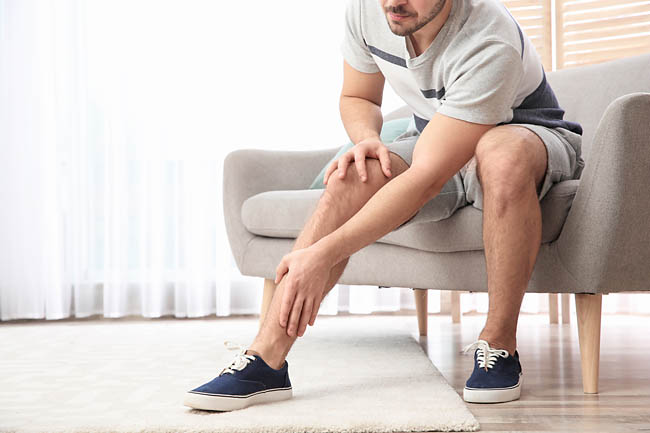 
               Варикоз у мужчин на ногах: от чего происходит расширение вен
            