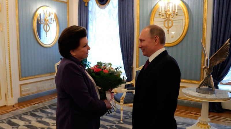
               Президент России поздравил Валентину Терешкову с днем Рождения
            