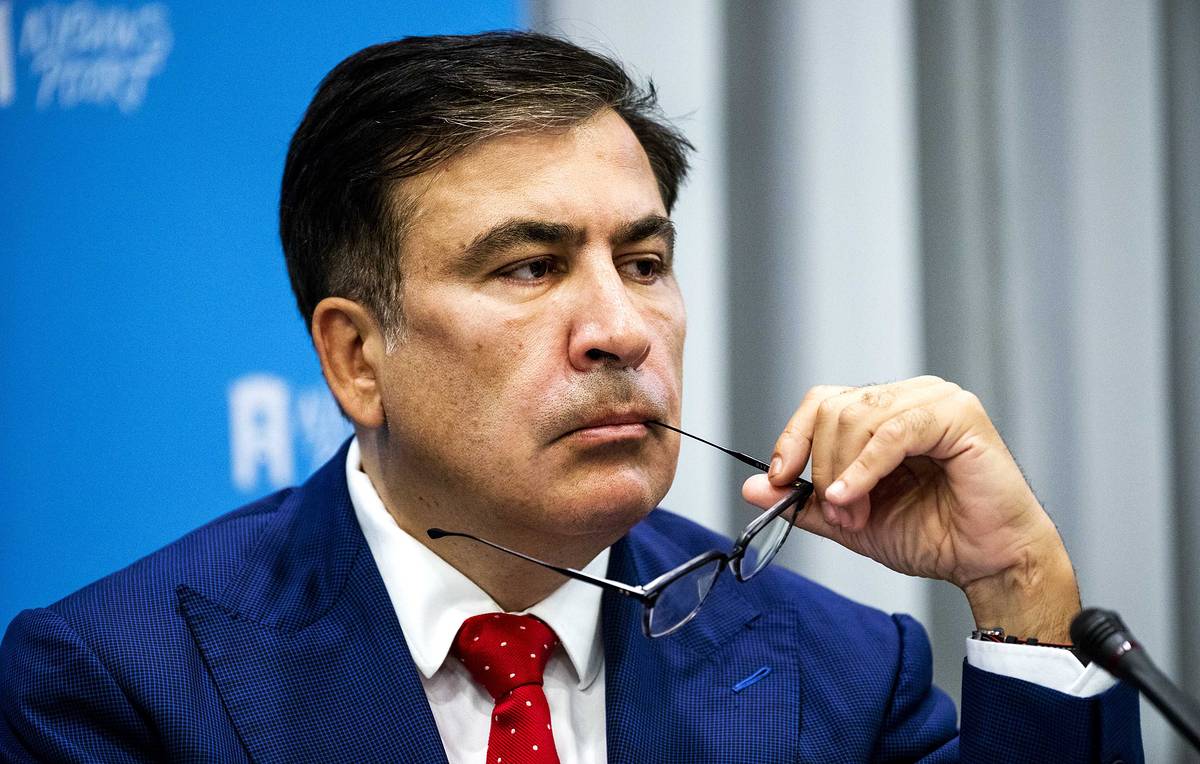 Саакашвили готов быть для Украины даже юристом в споре с Ираном
