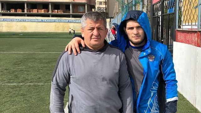 Отец Хабиба Нурмагомедова попал в больницу в тяжелом состоянии, почему это произошло, биография знаменитого тренера