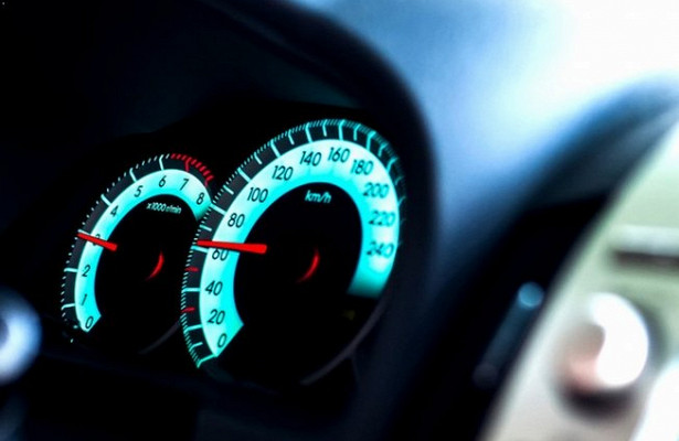 Выйдет ли закон об отмене нештрафуемых 20 км/ч: чего ожидать автомобилистам
