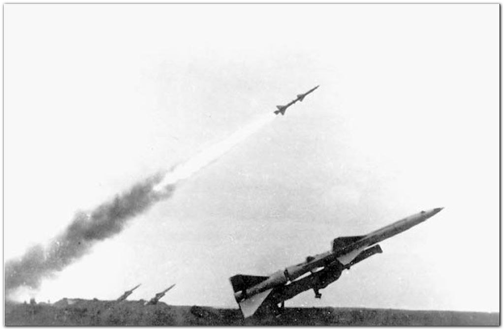 Первая победа советских ПВО: как СССР сбил новейший самолет США