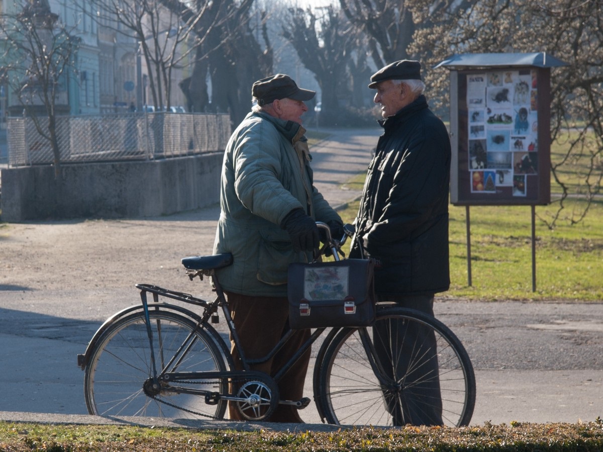 Больничный лист 65+ на май 2020 будет или нет, когда будут выплаты по больничному листу