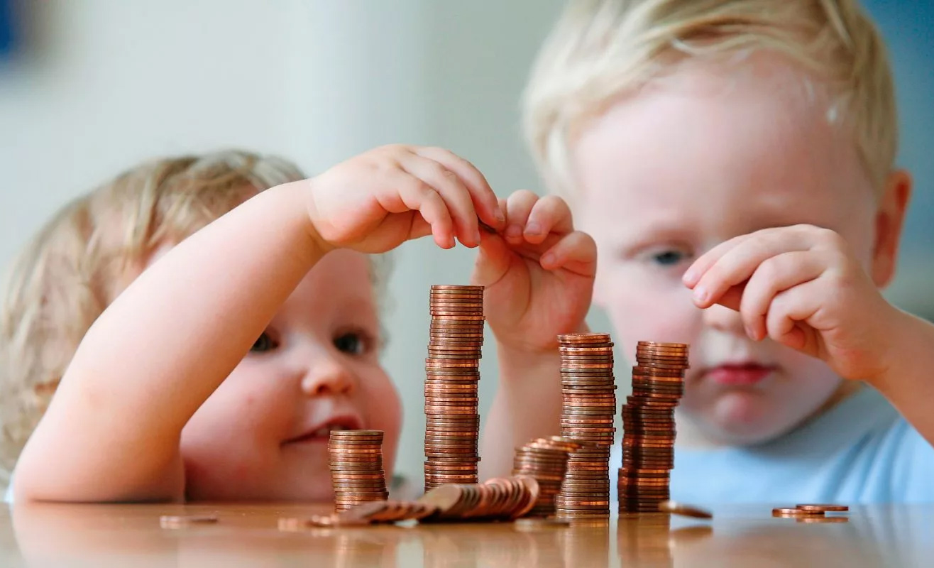 В России в 2020 году выросло пособие на ребенка до 1,5 лет, сколько теперь платят