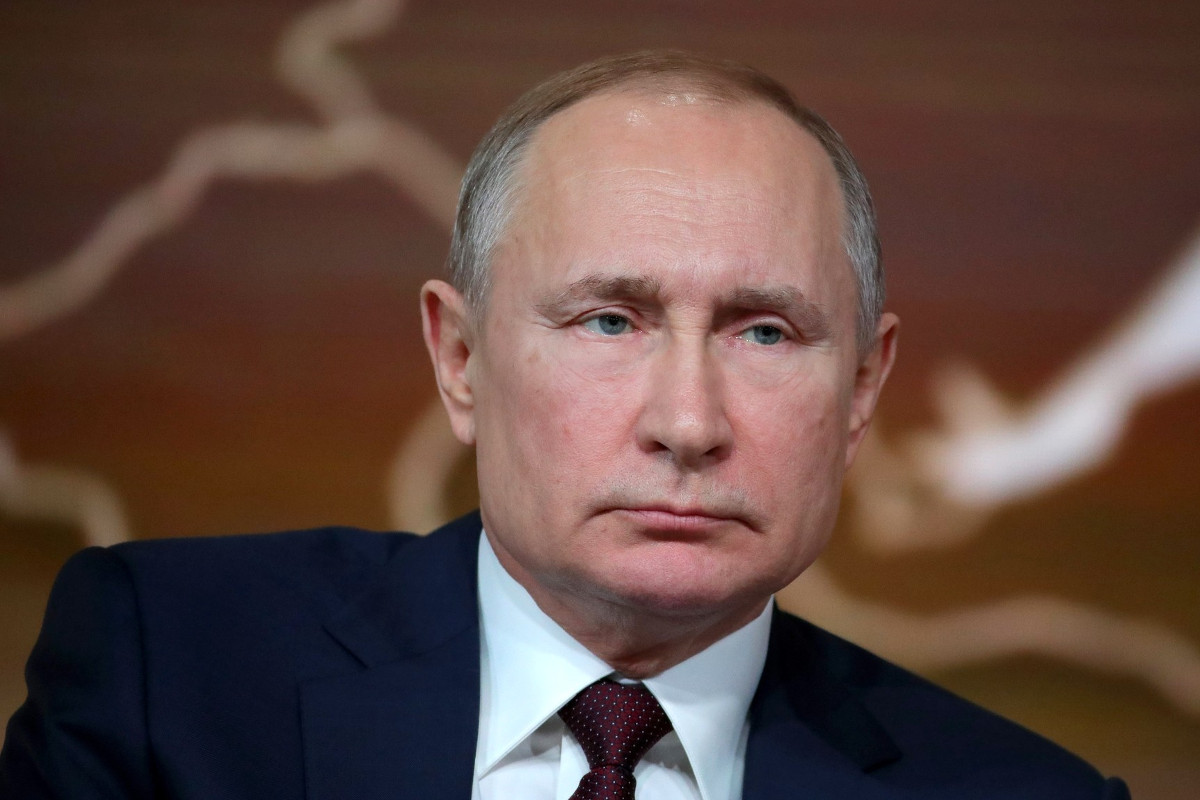 До какого года срок Владимира Путина на посту президента России действует и может ли он баллотироваться еще раз