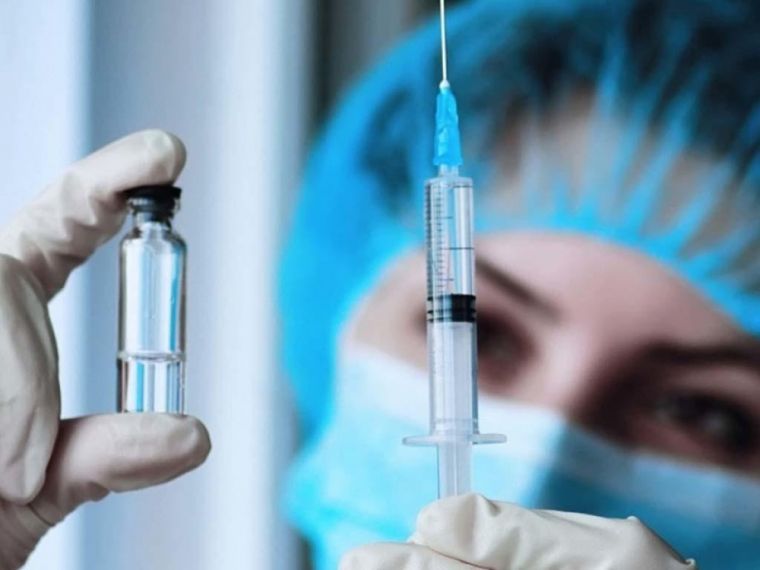СМИ рассказали о планах российского правительства по вакцинации населения от коронавируса