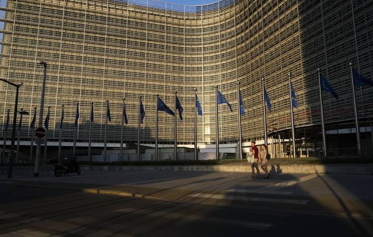 Евросоюз открывает внешние границы для стран с благоприятной эпидемиологической обстановкой