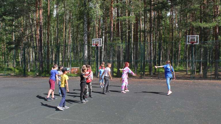 В ближайшее время в Петербурге откроются еще три детских лагеря