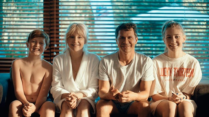 Сериал «Идеальная семья» (2020) - сюжет, актеры и роли, кадры из сериала