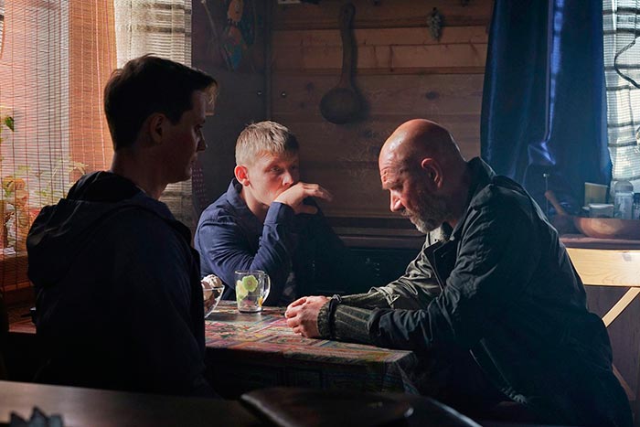 Сериал «Большая вода» (2025) - сюжет, актеры и роли, кадры из сериала