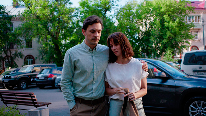 Сериал &laquo;Я тебя найду через года&raquo; (2025) - сюжет, актеры и роли, кадры из сериала