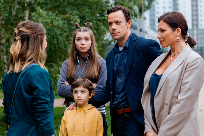 Сериал &laquo;Люба Управдом&raquo; (2026) - сюжет, актеры и роли, кадры из сериала