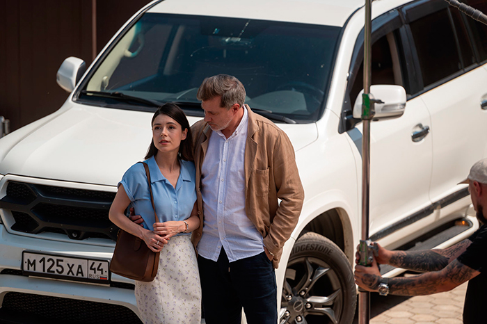 Сериал «Любовная сделка» (2025) - сюжет, актеры и роли, кадры из сериала
