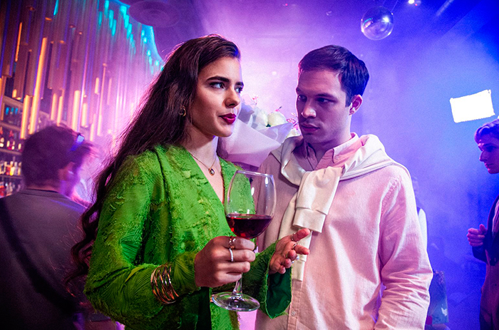 Сериал &laquo;Марафон сердца&raquo; (2026) - сюжет, актеры и роли, кадры из сериала