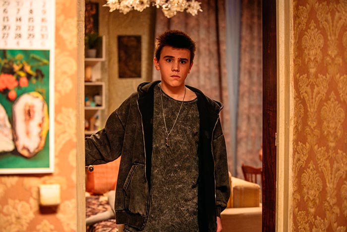 Сериал «Миллиард проблем» (2025) - сюжет, актеры и роли, кадры из сериала