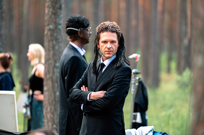 Сериал &laquo;Мотай!&raquo; (2025) - сюжет, актеры и роли, кадры из сериала