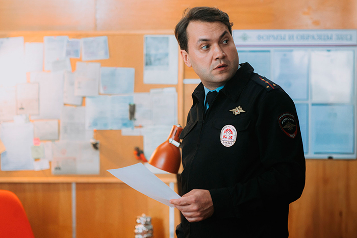 Сериал «Планетяне» (2025) - сюжет, актеры и роли, кадры из сериала