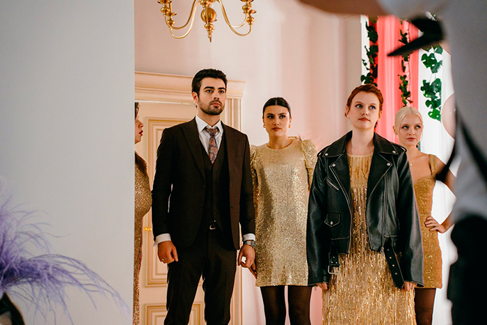 Сериал «Постучись в мою дверь в Москве 2 сезон» (2025) - сюжет, актеры и роли, кадры из сериала