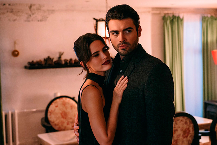 Сериал «Постучись в мою дверь в Москве 2 сезон» (2025) - сюжет, актеры и роли, кадры из сериала