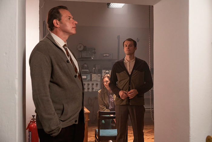 Сериал «Разящий луч» (2025) - сюжет, актеры и роли, кадры из сериала