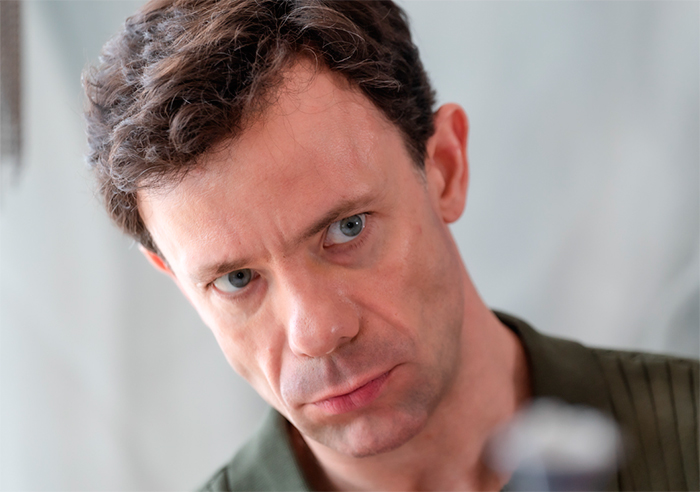 Сериал &laquo;Счастье с доставкой&raquo; (2025) - сюжет, актеры и роли, кадры из сериала