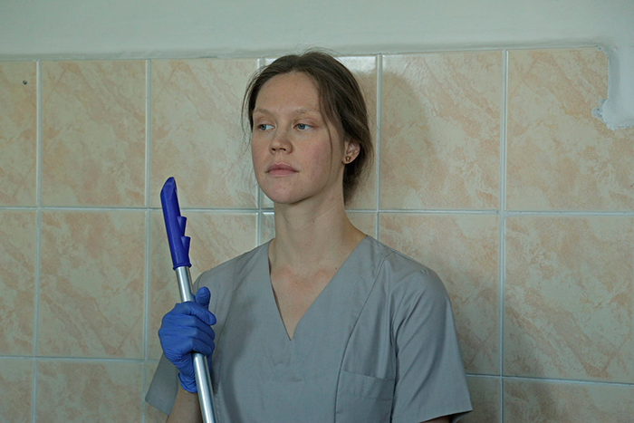 Сериал «Семейный подряд» (2025) - сюжет, актеры и роли, кадры из сериала