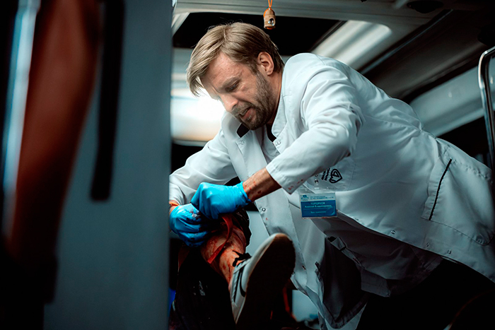 Сериал «Склиф» (2025) - сюжет, актеры и роли, кадры из сериала