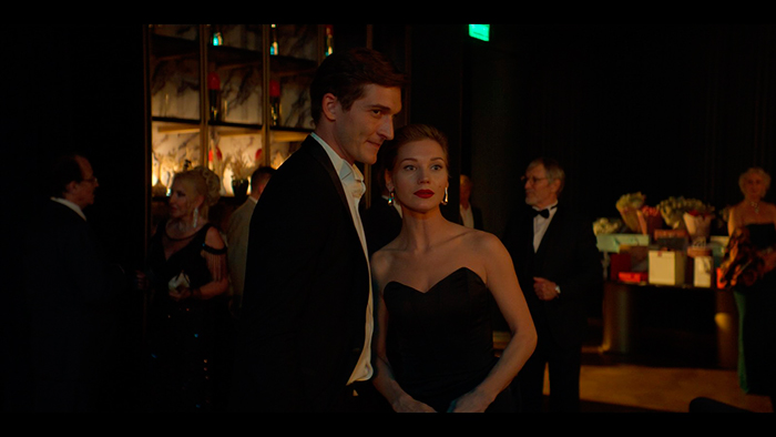 Сериал «Склиф» (2025) - сюжет, актеры и роли, кадры из сериала