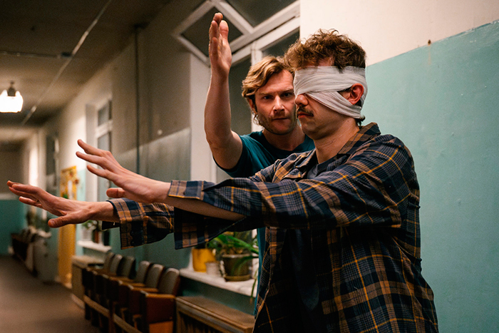 Сериал &laquo;Трёшка&raquo; (2026) - сюжет, актеры и роли, кадры из сериала