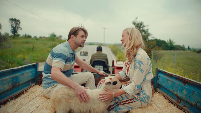 Сериал «Тысяча роз» (2025) - сюжет, актеры и роли, кадры из сериала