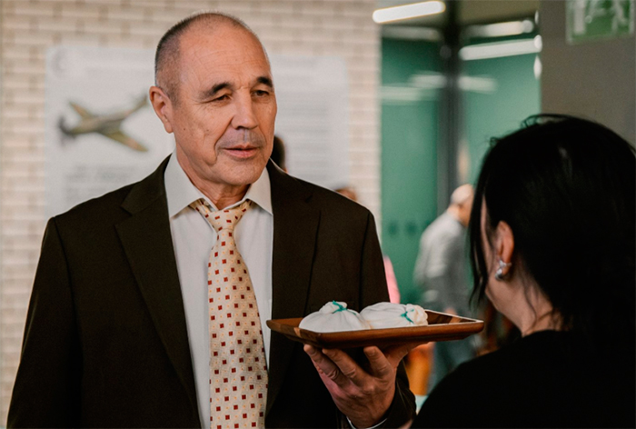 Сериал &laquo;Вечерняя школа&raquo; (2025) - сюжет, актеры и роли, кадры из сериала