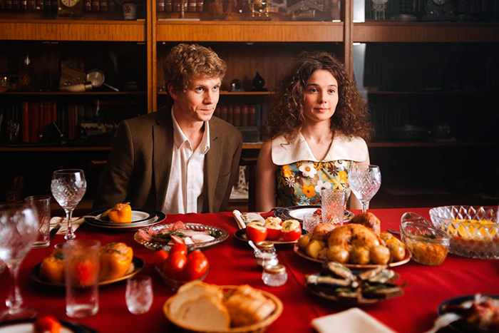 Сериал &laquo;Время Счастливых&raquo; (2026) - сюжет, актеры и роли, кадры из сериала